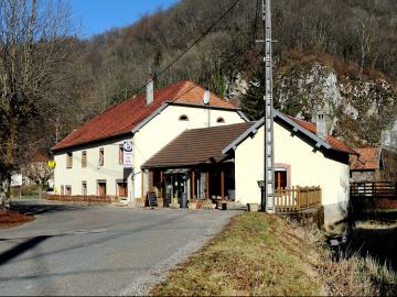 Logis Auberge des 3 Ponts