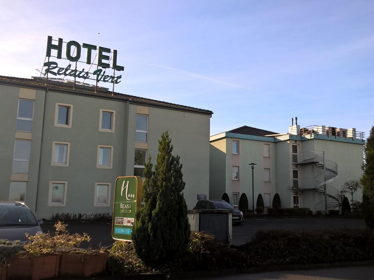 //medias.logishotels.com/property-images/153226/facade/retro/grand/hotel-relais-vert-facade-montbeliard-753764.jpg