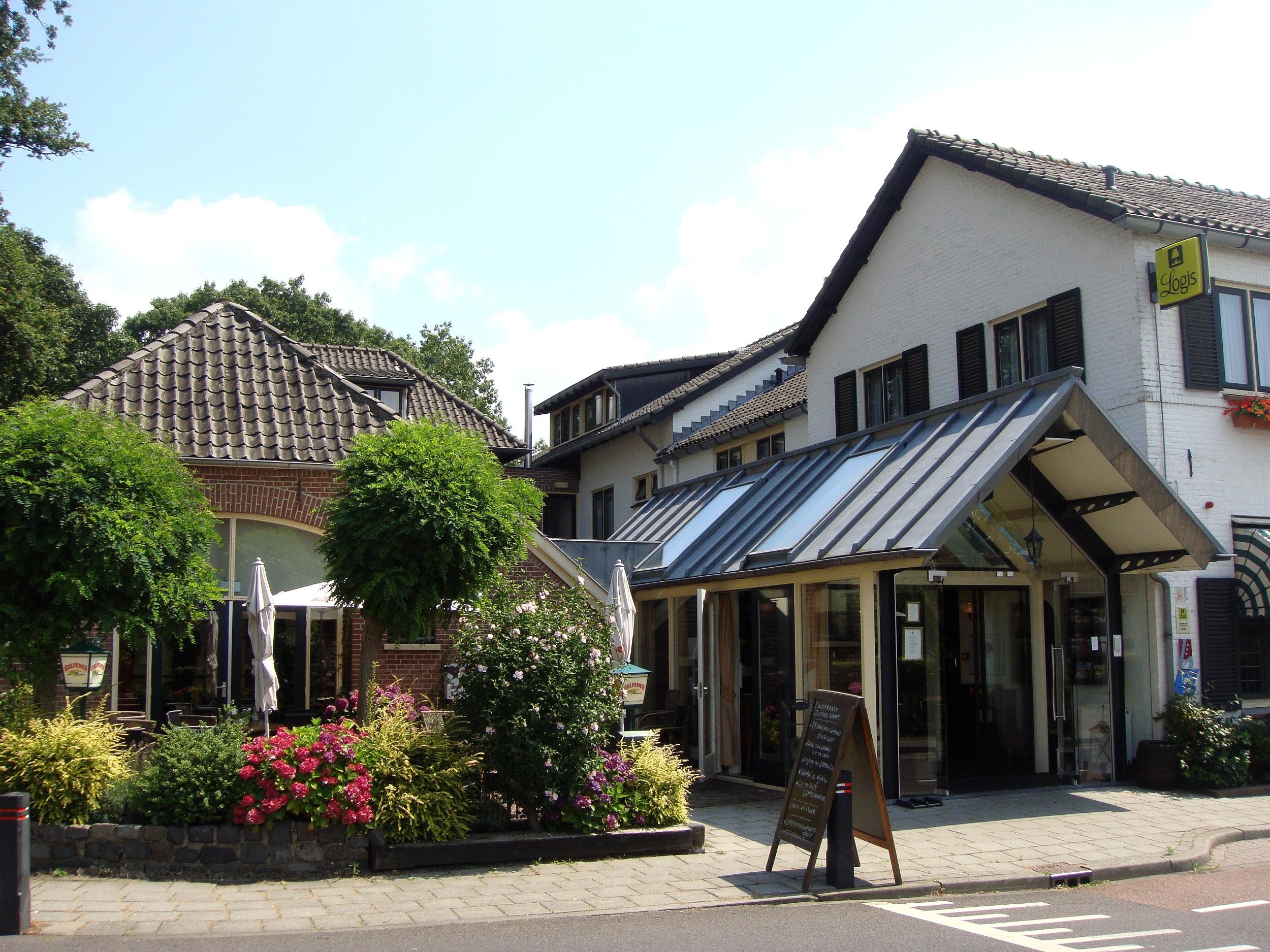 //medias.logishotels.com/property-images/201256/facade/retro/grand/hotel-de-gravin-van-vorden-facade-vorden-512894.jpg