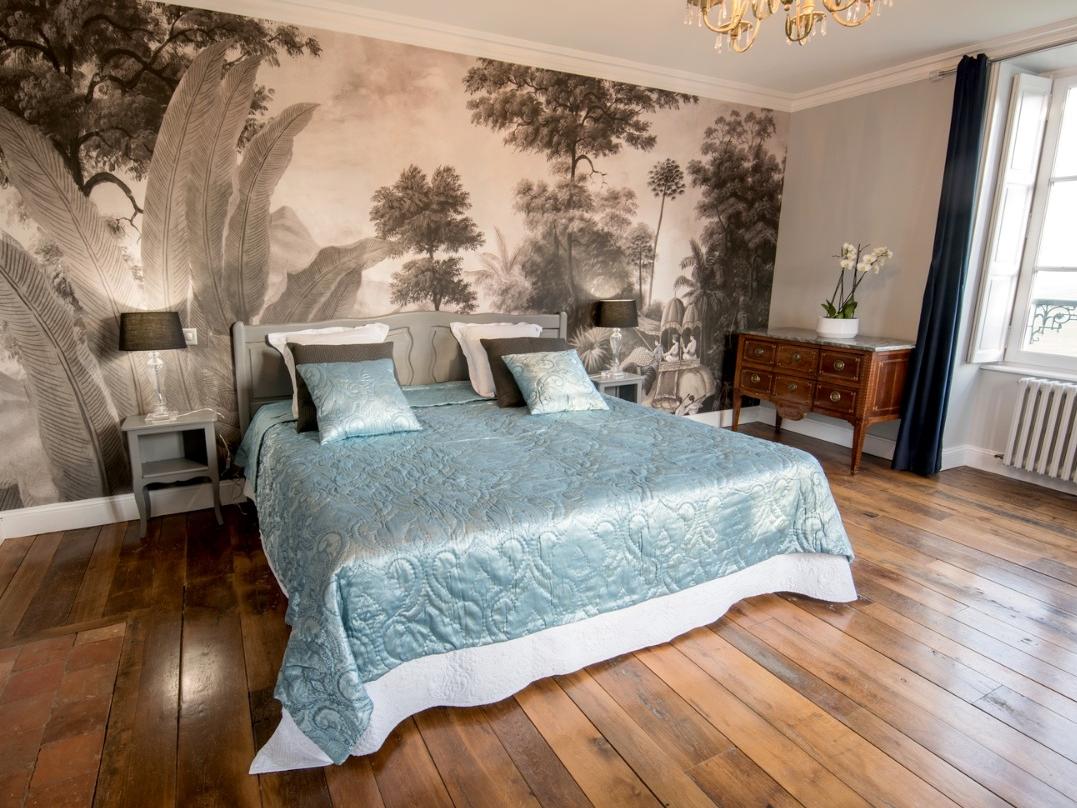 //medias.logishotels.com/property-images/2156/facade/retro/grand/hotel-la-montagne-facade-colombey-les-deux-eglises-981551.jpg