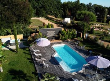 Châteaux Demeures Domaine De Moresville