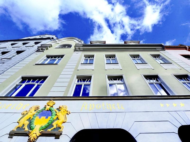 //medias.logishotels.com/property-images/254352/facade/retro/grand/demeures-et-chateaux-moments-boutique-hotel-restaurant-wolfgang-s-facade-bautzen-899937.jpg