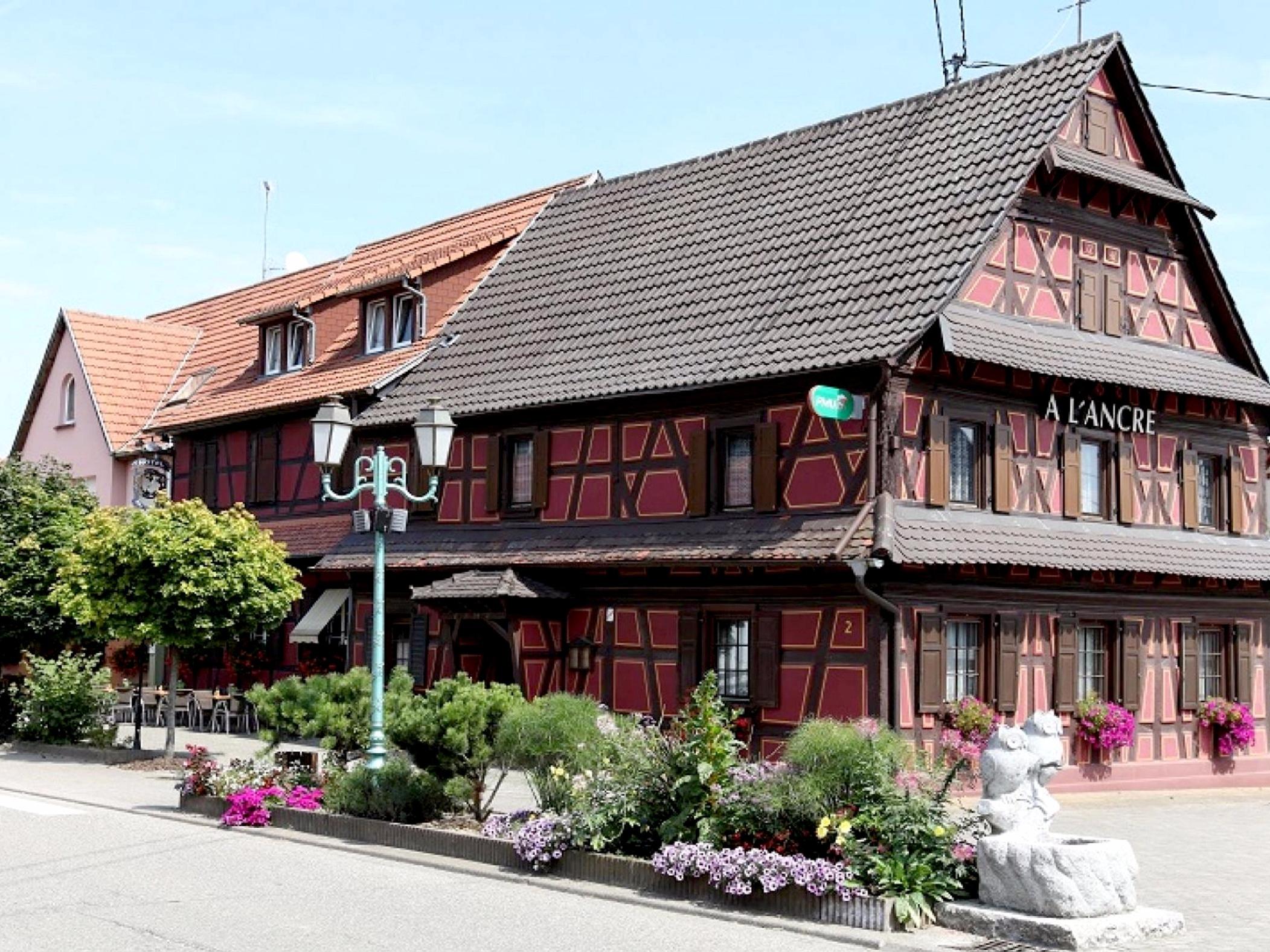 //medias.logishotels.com/property-images/2842/facade/retro/grand/hotel-a-l-ancre-facade-mothern-319229.jpg