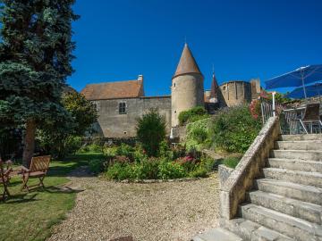 Logis Hostellerie du Château