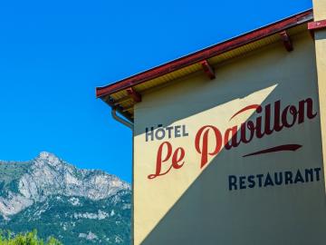 Logis Hôtel Pavillon