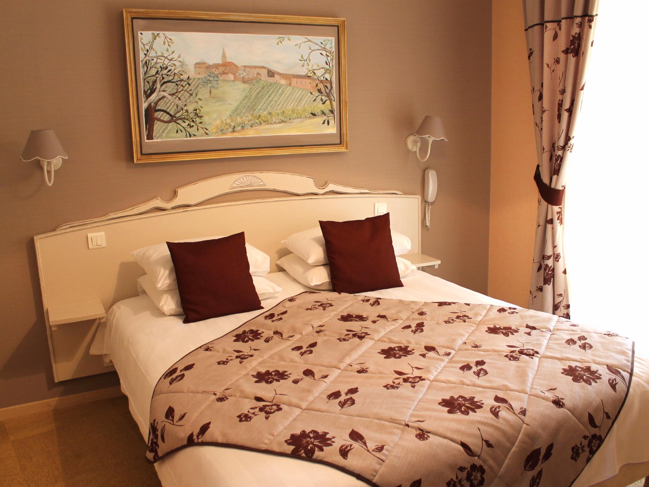 //medias.logishotels.com/property-images/774/chambres/retro/grand/moulin-de-saint-verand-chambres-st-verand-360636.jpg