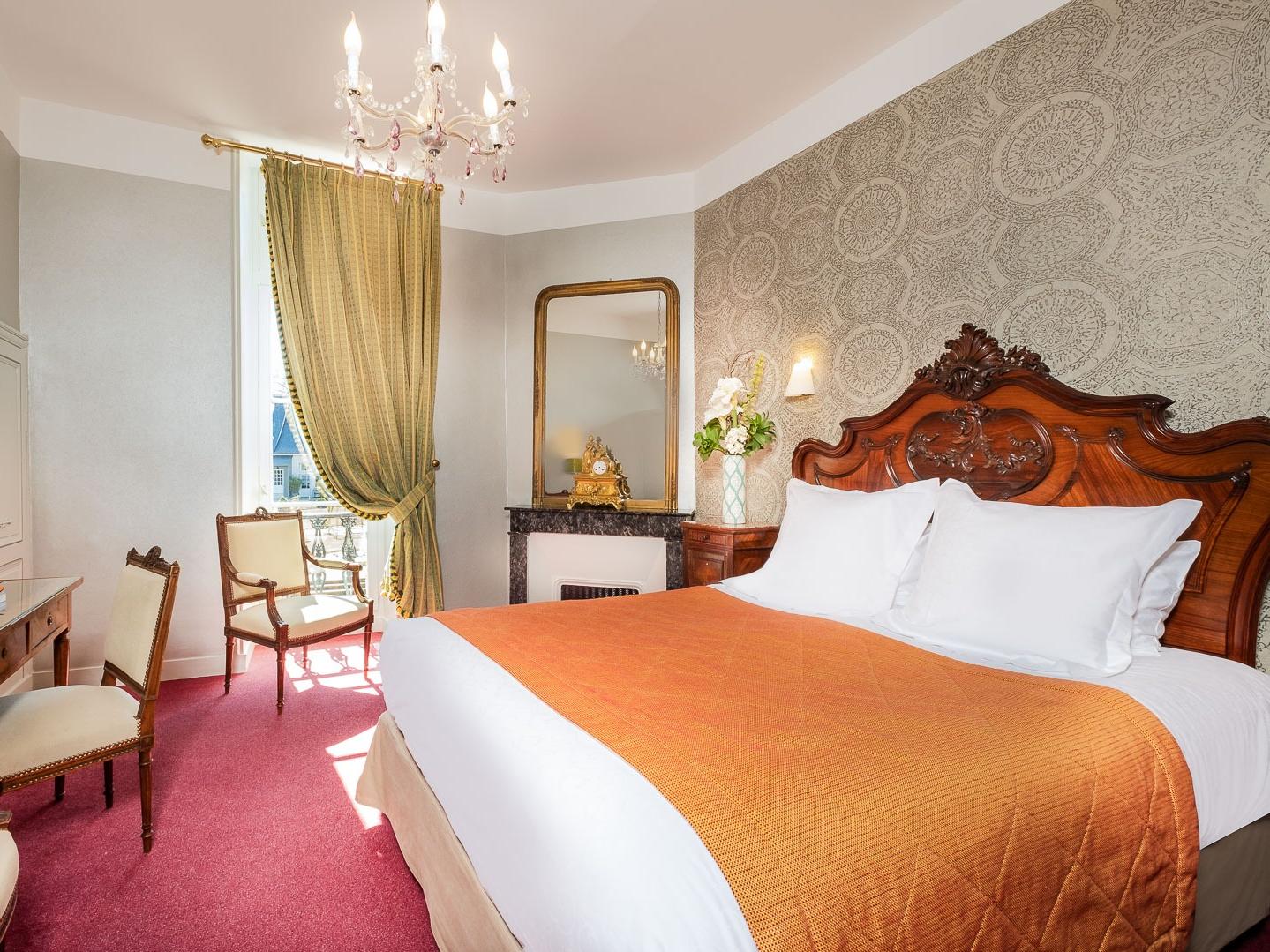 Demeures & Châteaux de Pray