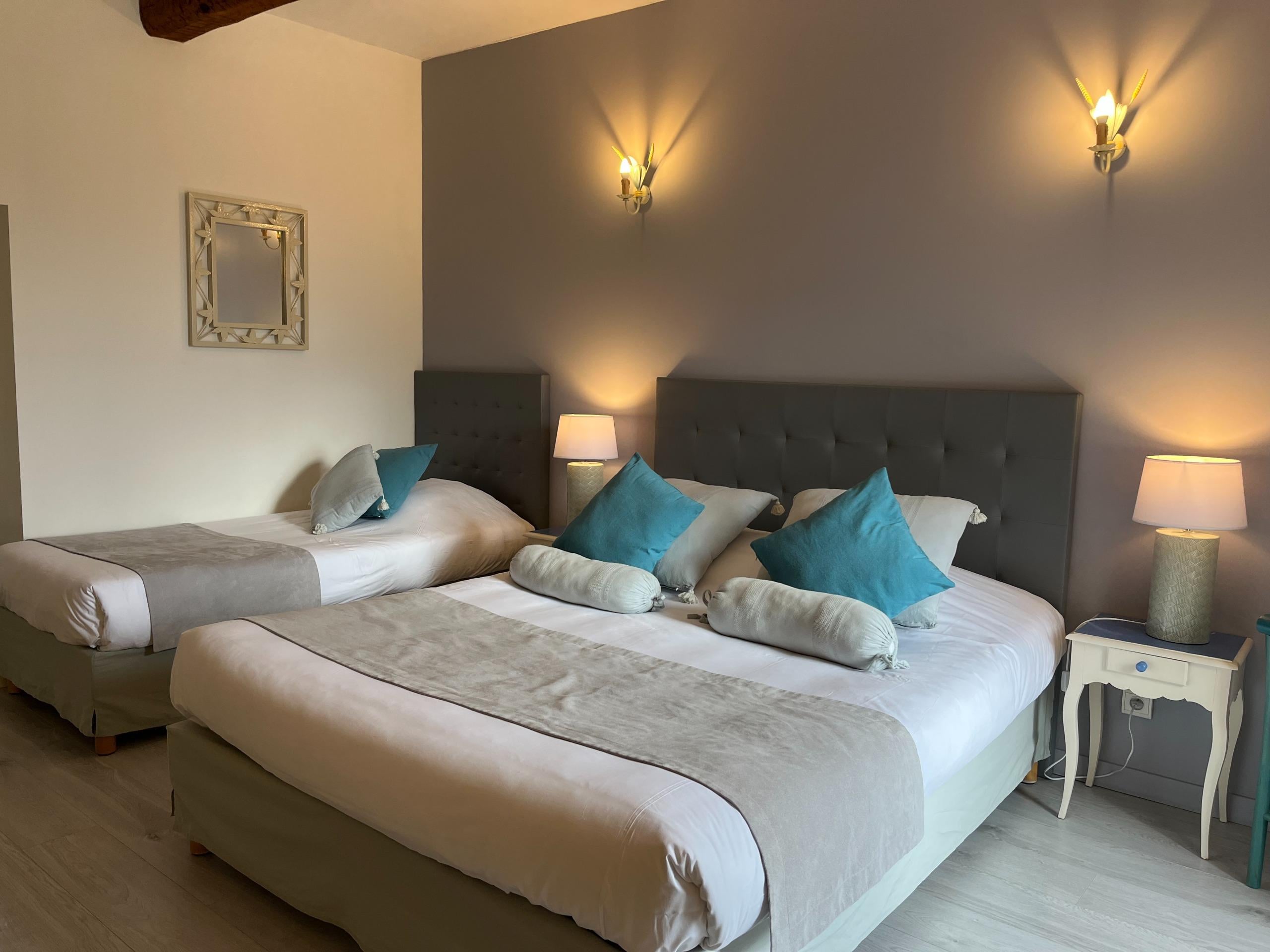 Logis Hôtel la Bastide des Monges