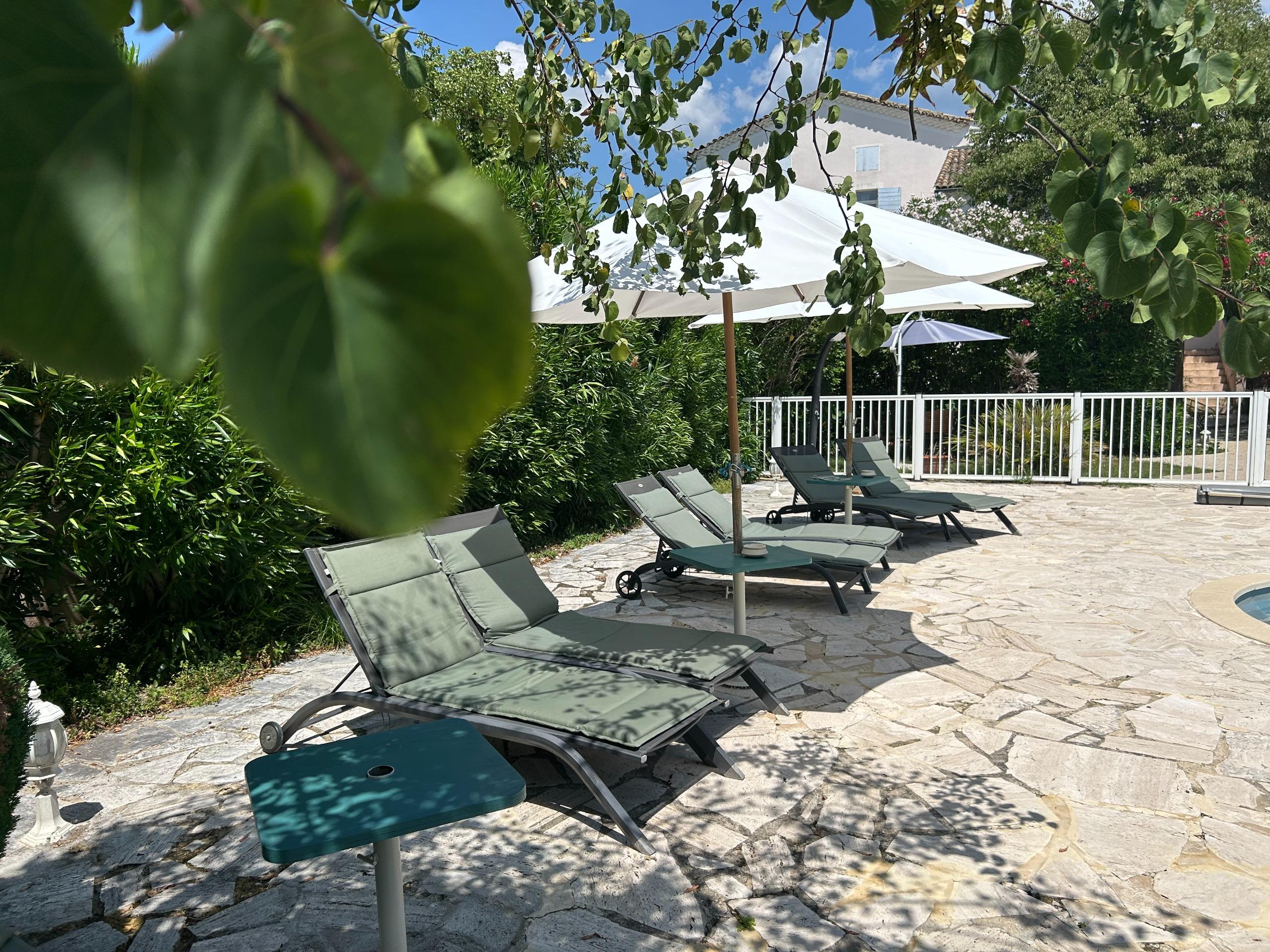 Logis Hôtel la Bastide des Monges