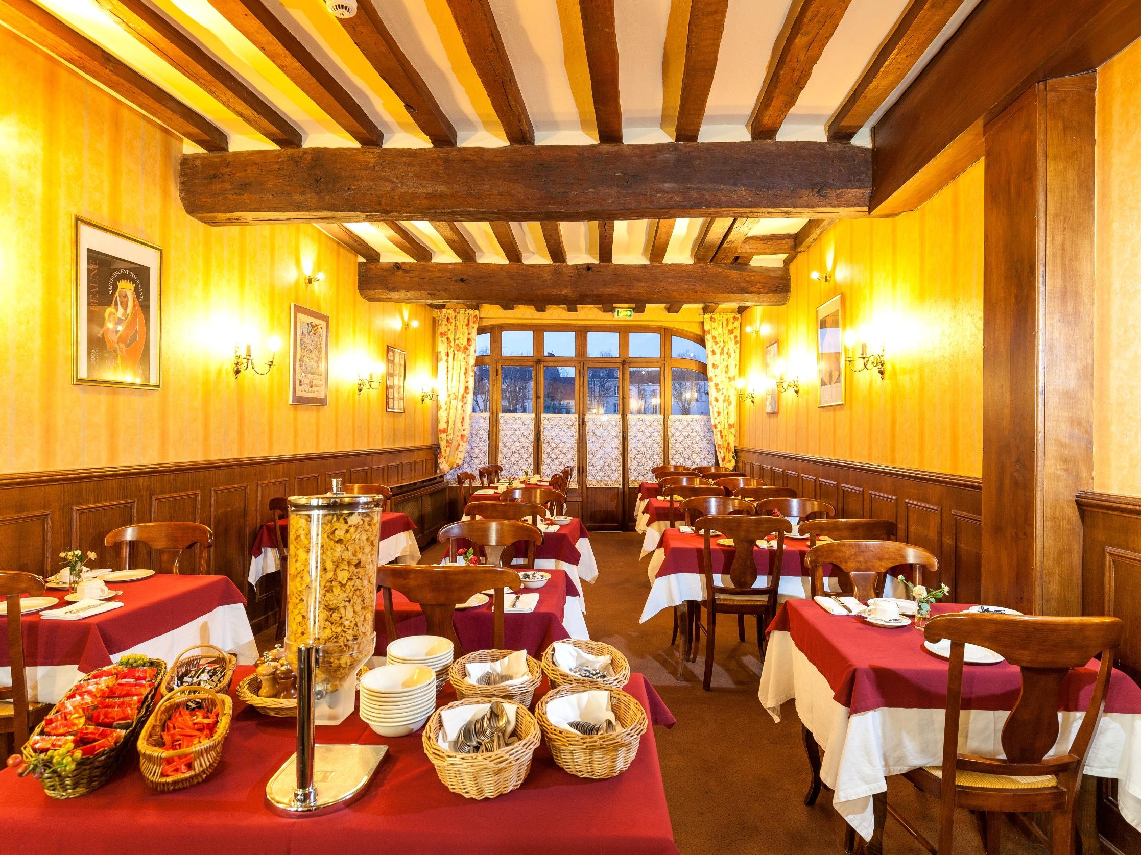 Logis Hôtel de la Cloche