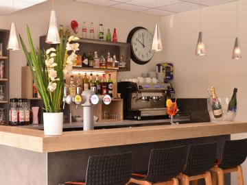 Logis Hôtel Cris Hotel