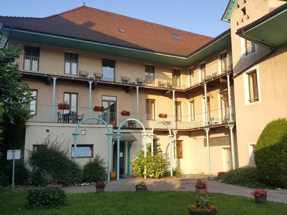 Logis Hôtel de Genève - Faverges