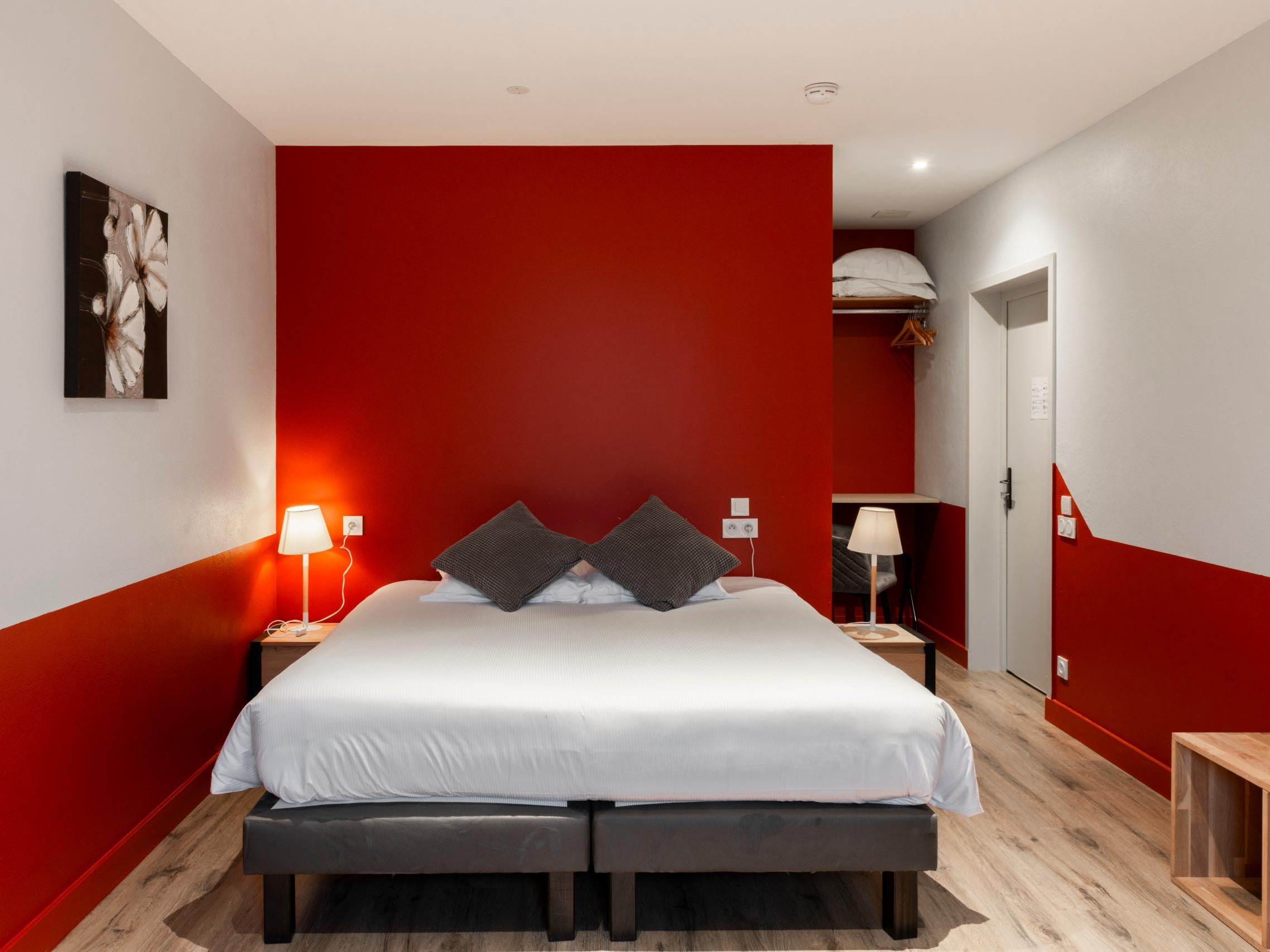 Logis Hôtel Saint-Romain