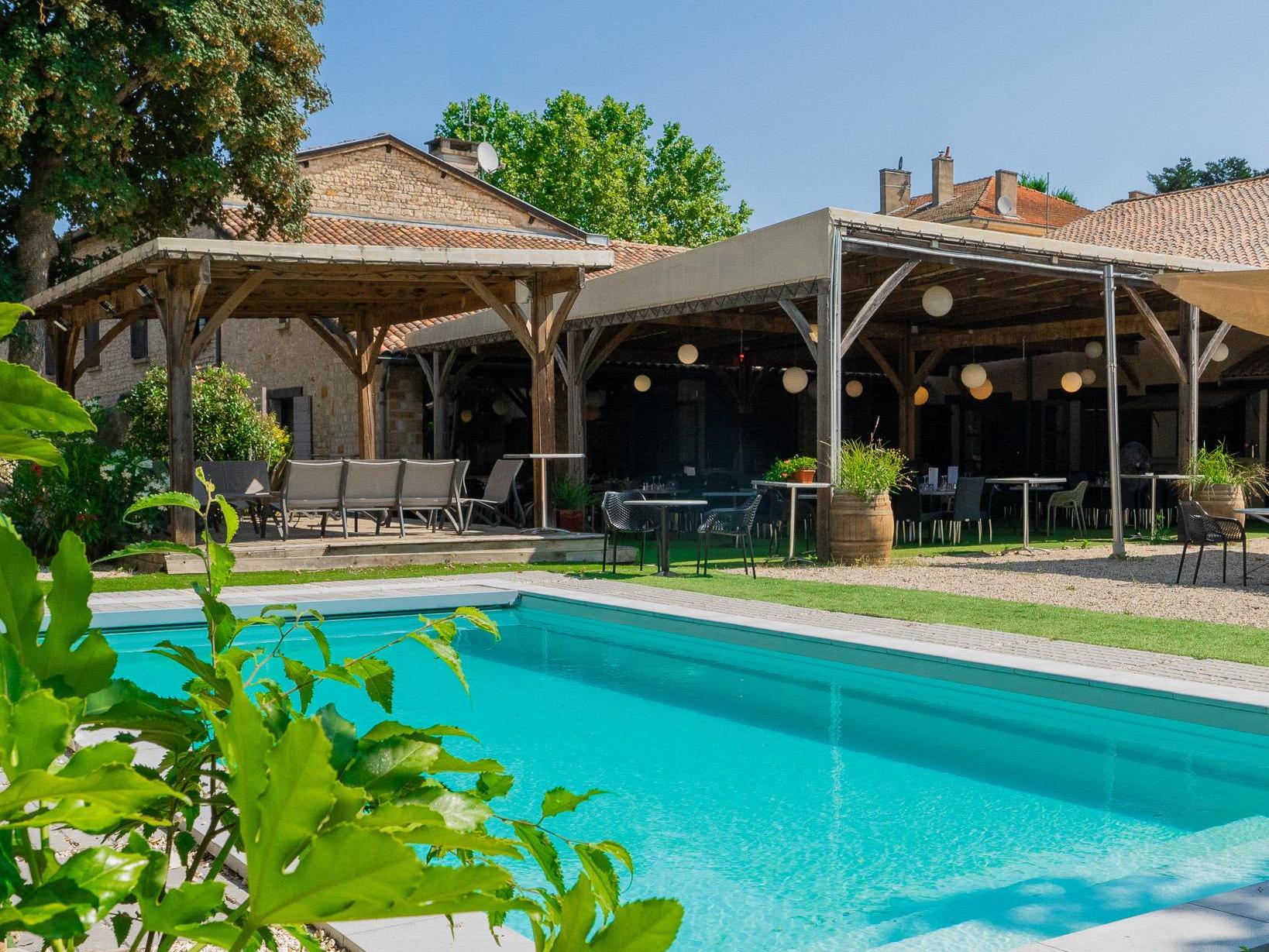 Logis Hôtel Saint-Romain
