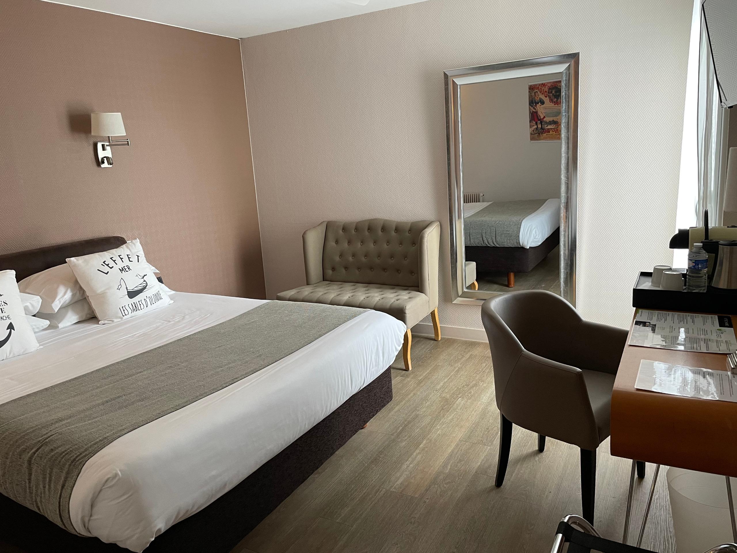 Cit\'Hotel du Chêne Vert