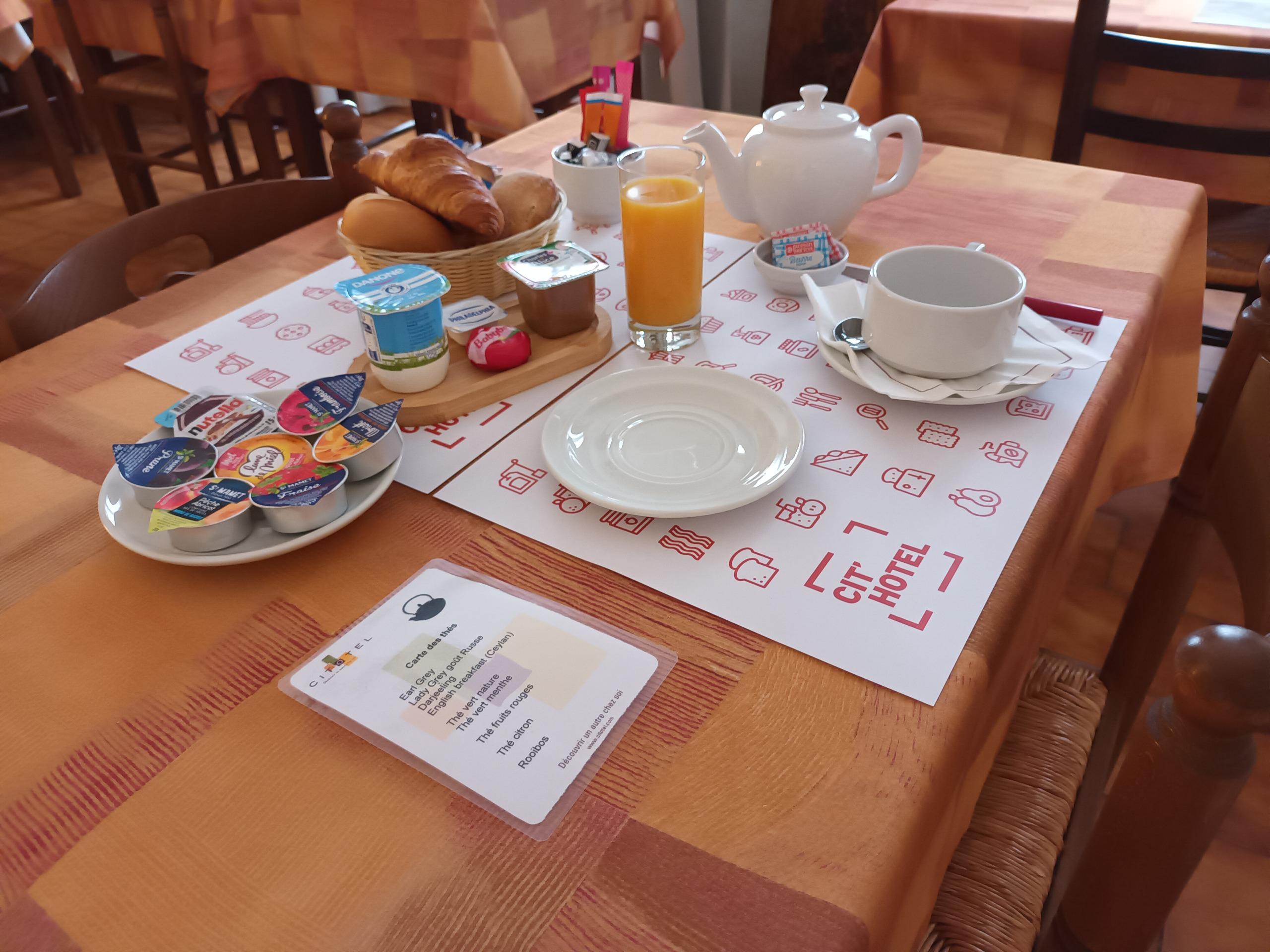 Cit\'Hotel Aéro Hôtel