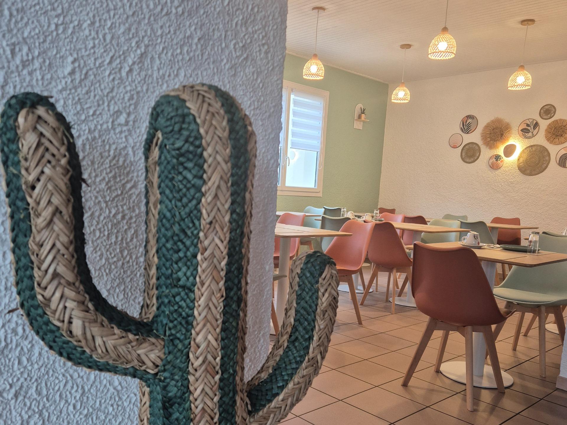 Cit\'Hotel le Quai 9, ex le Challans