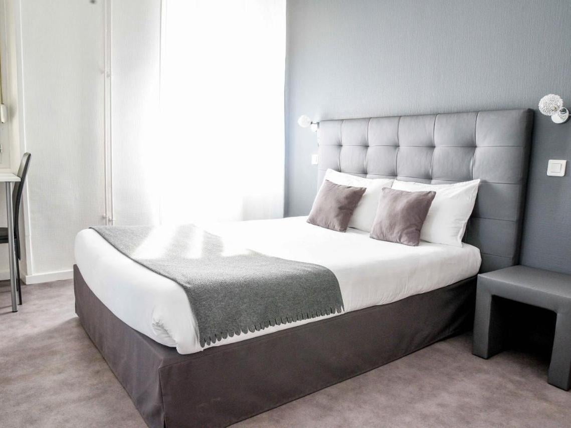 Cit\'Hotel l\'Europe