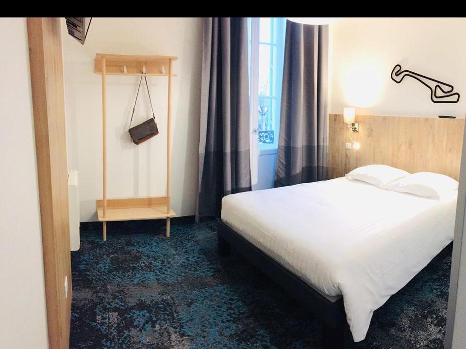 Cit\'Hotel le Phenix