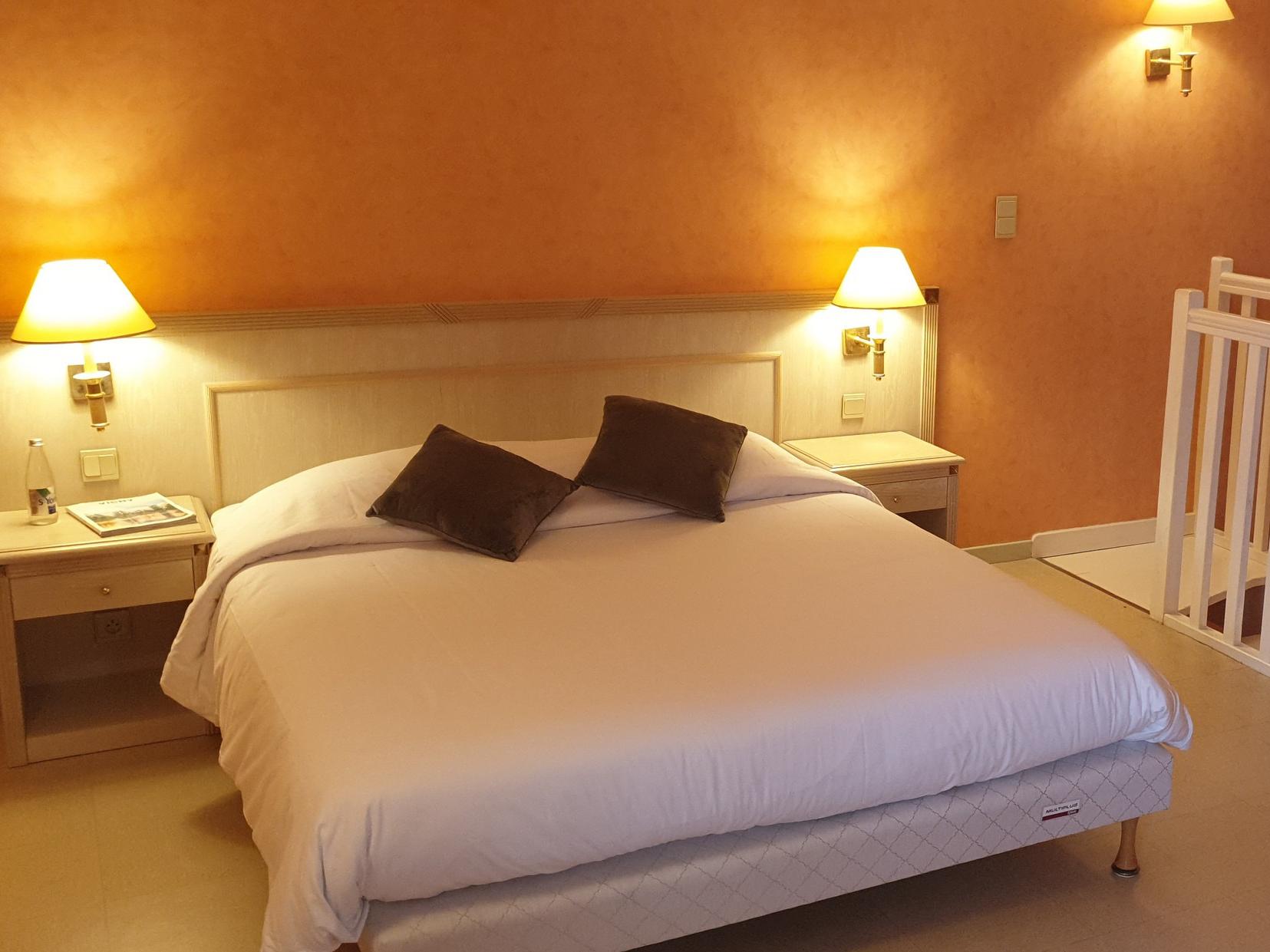 Logis Hôtel Auberge Bourbonnaise