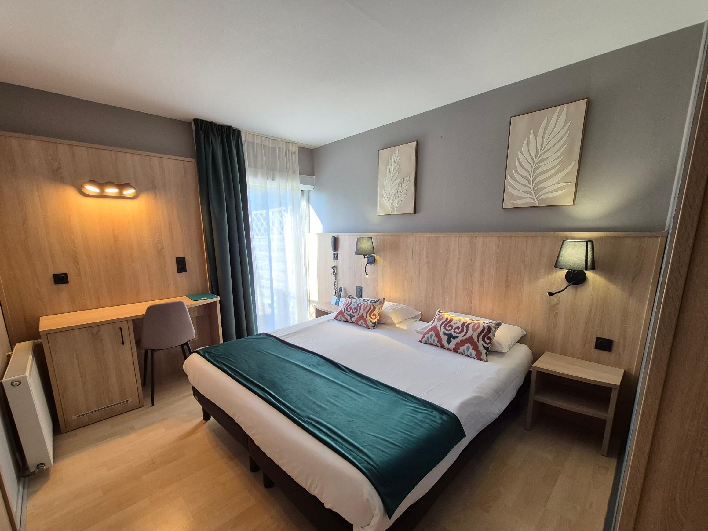 Logis Hôtel les Gravades