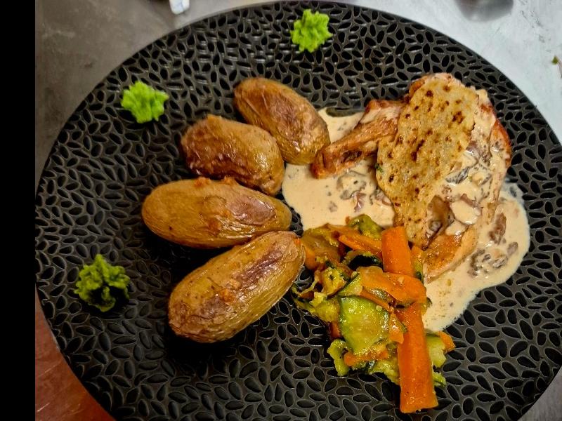 Logis Hôtel les Gravades