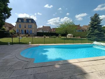 Logis Hôtel Domaine du Cheval Blanc