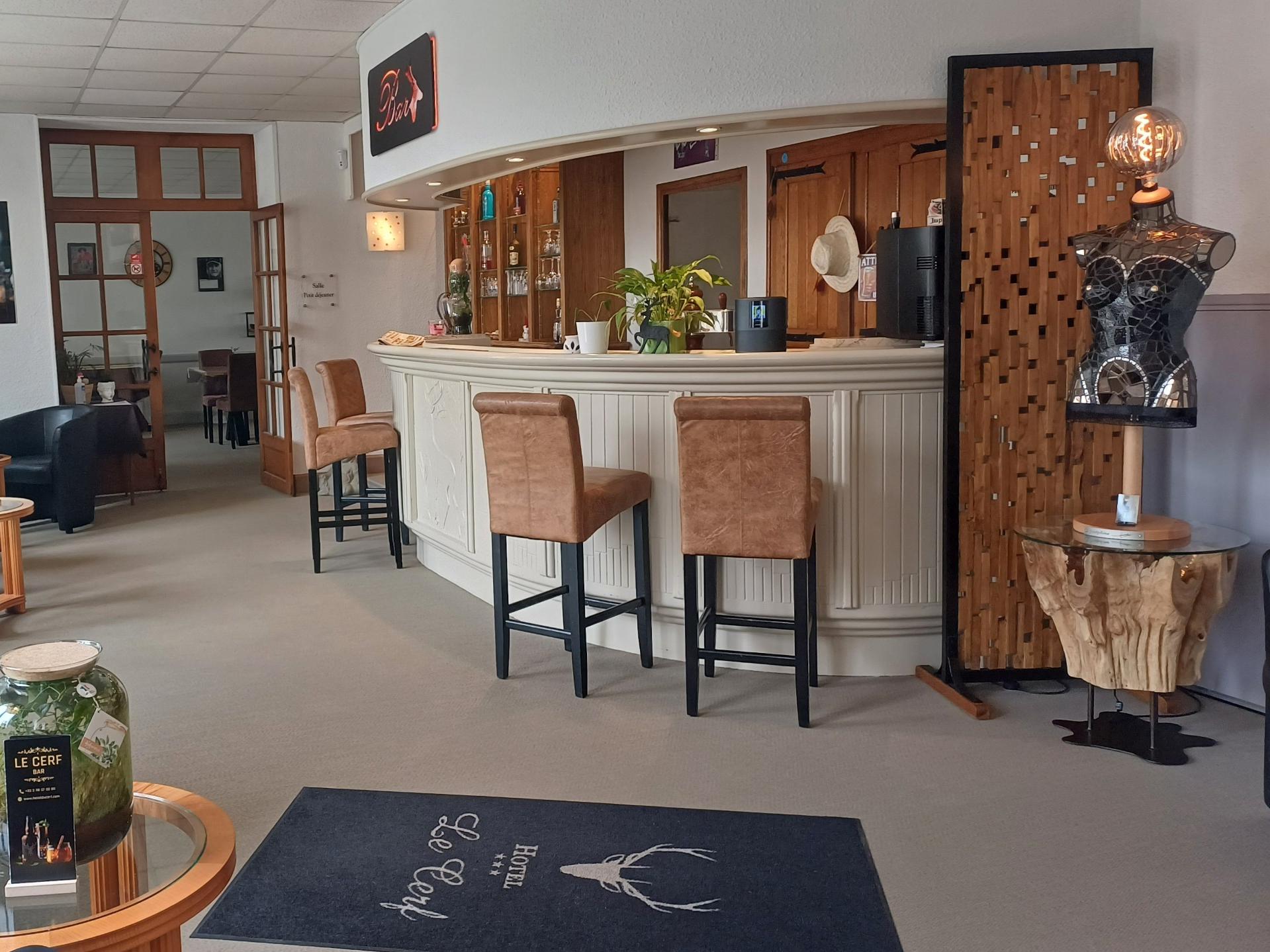 Logis Hôtel du Cerf