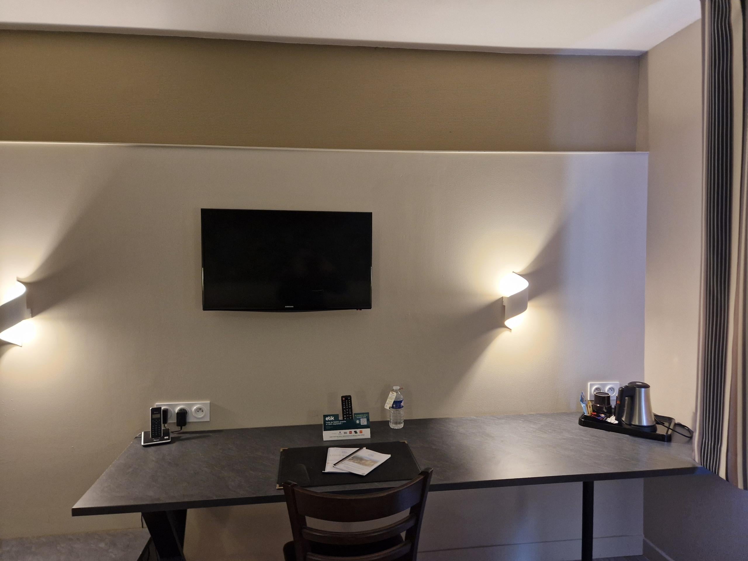 Logis Hôtel l\'Amandois