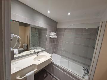 Logis Hôtel l'Amandois