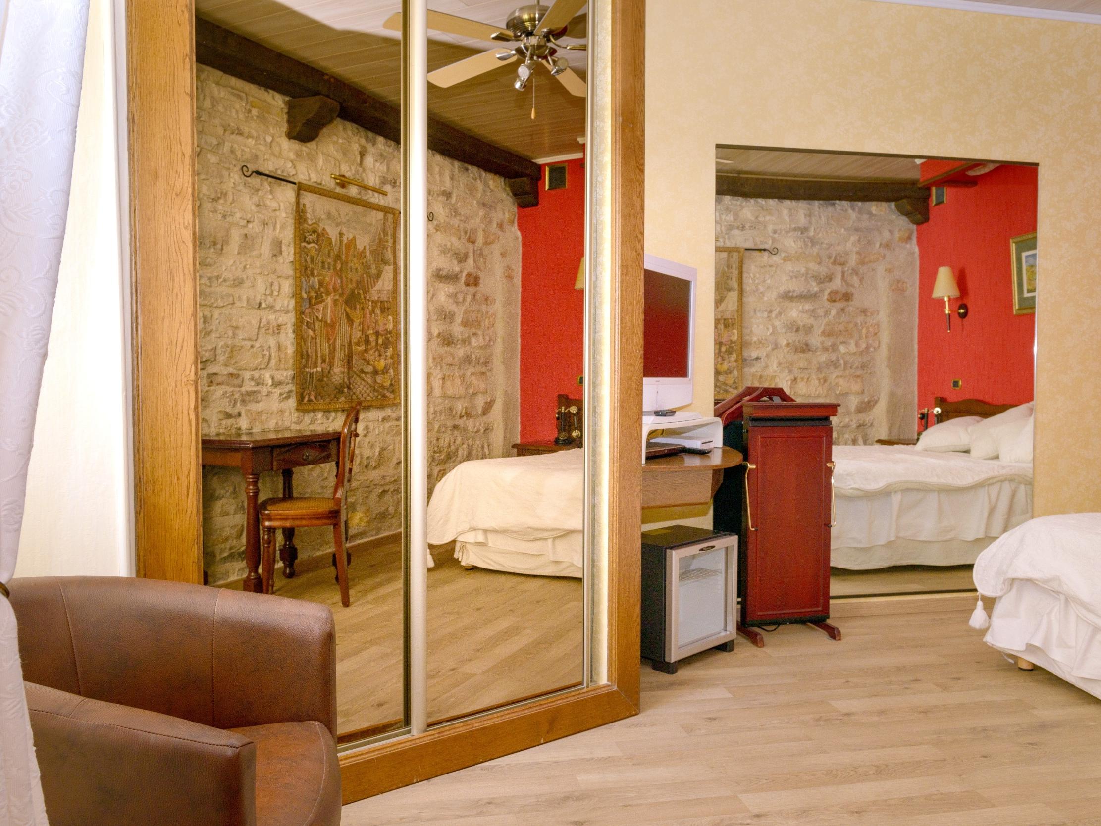 Logis Hostellerie du Vieux Cordes - CORDES SUR CIEL - Midi Pyrenäen