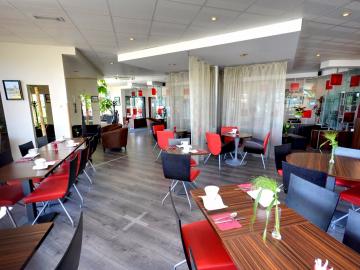 Logis Hôtel de Loire Rest. les Bateliers