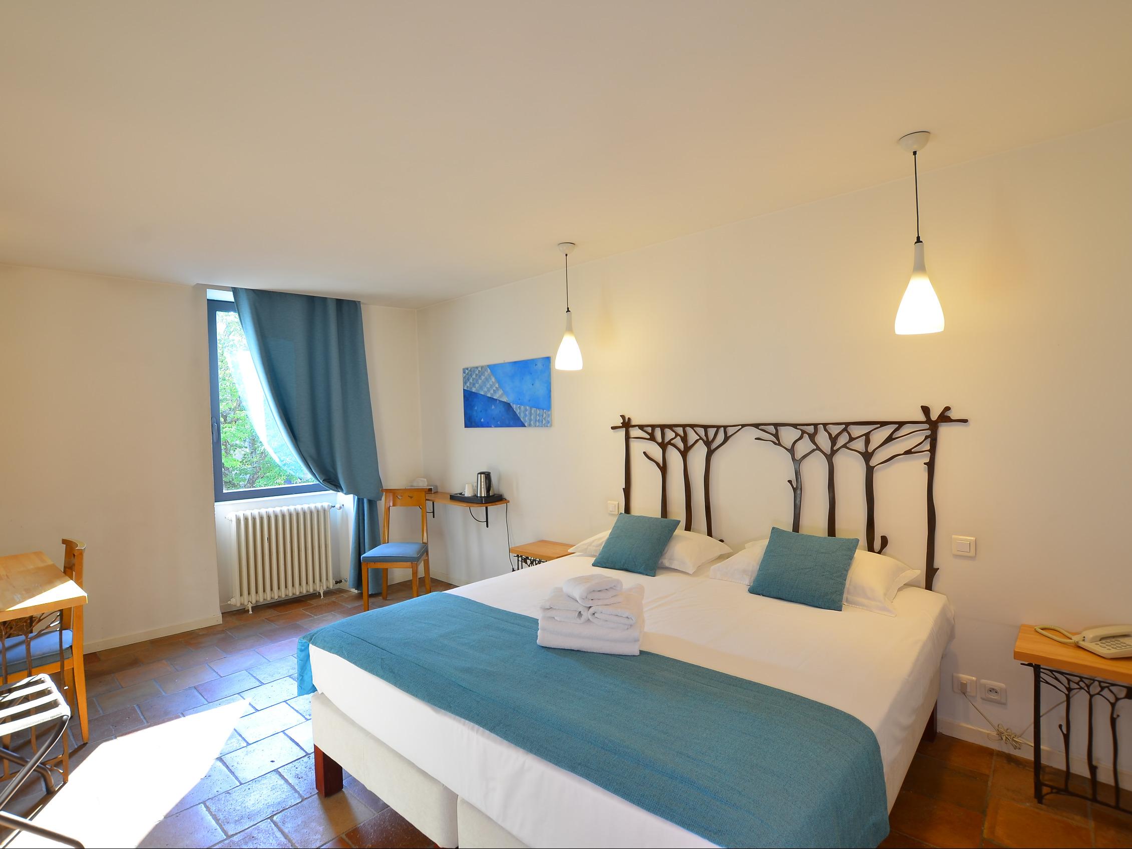 Logis Hôtel Rest. du Midi