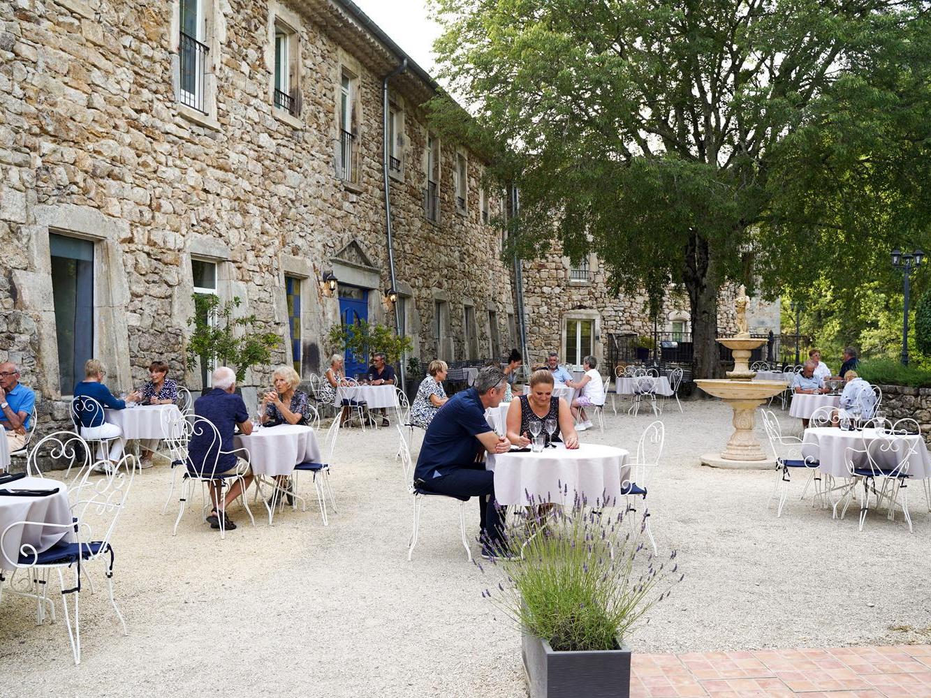 Logis Hôtel le Domaine de l\'Eau Vive