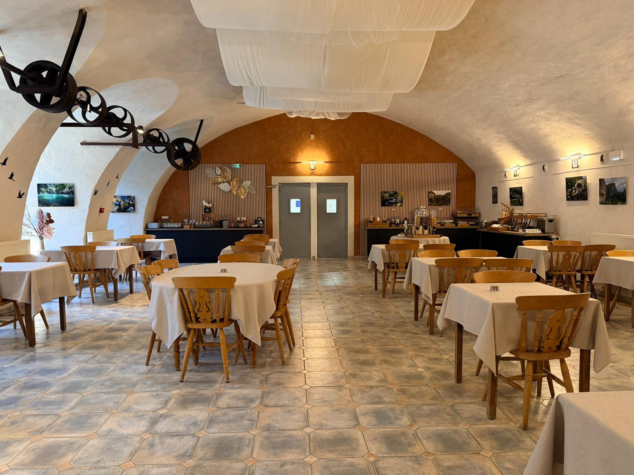 Logis Hôtel le Domaine de l\'Eau Vive