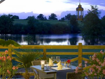 Logis Hôtel la Maison du Lac