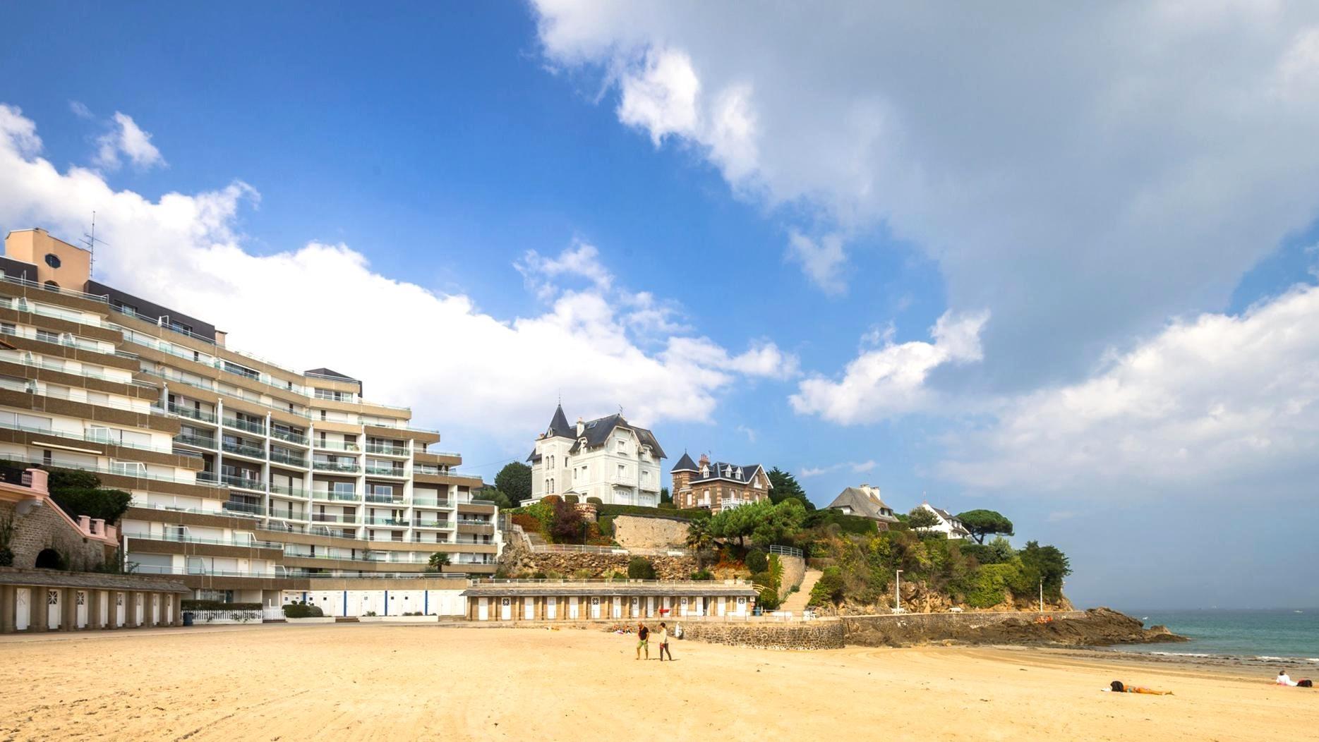 hotel le crystal dinard france