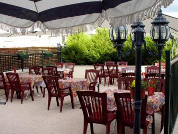 Hôtel le Saint Martin - le-clos-jeannon-salons-et-espace-de-detente-villers-les-nancy-065901