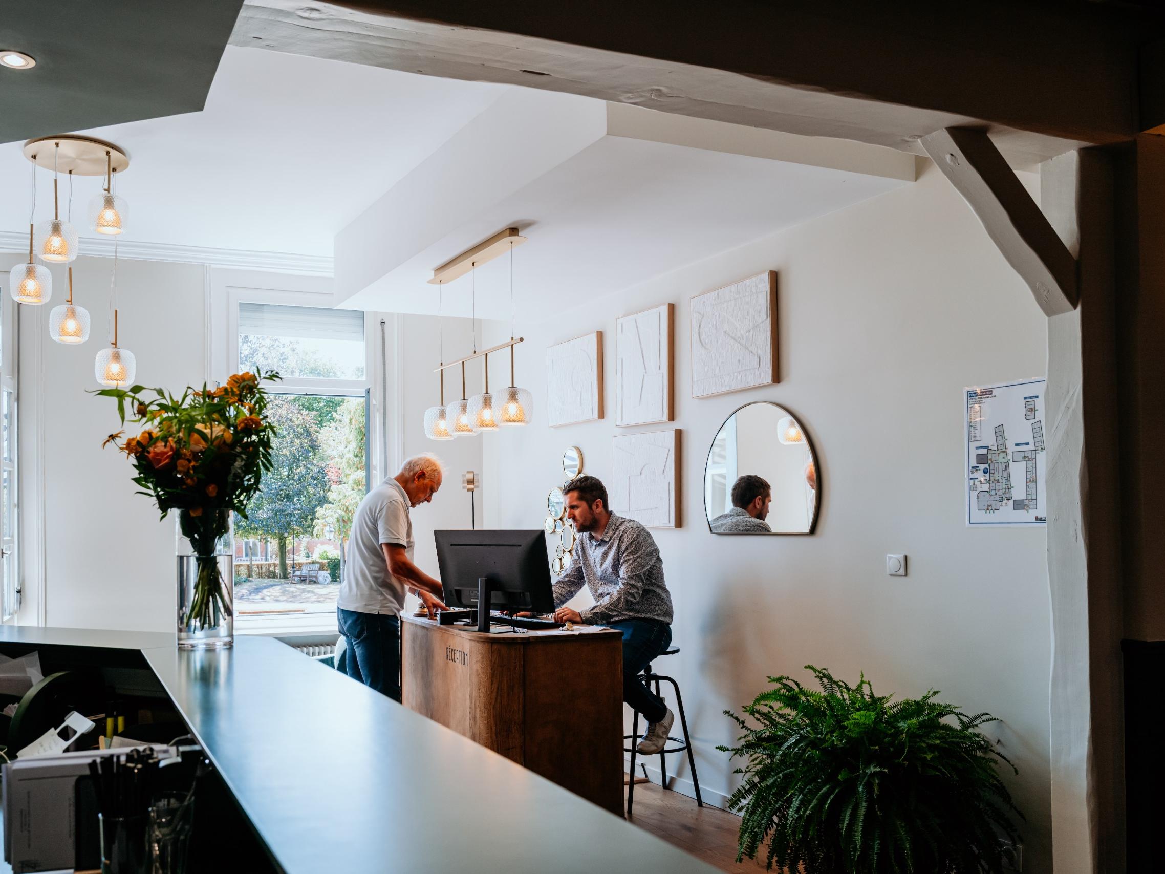 Logis Hôtel Hostellerie Saint Louis