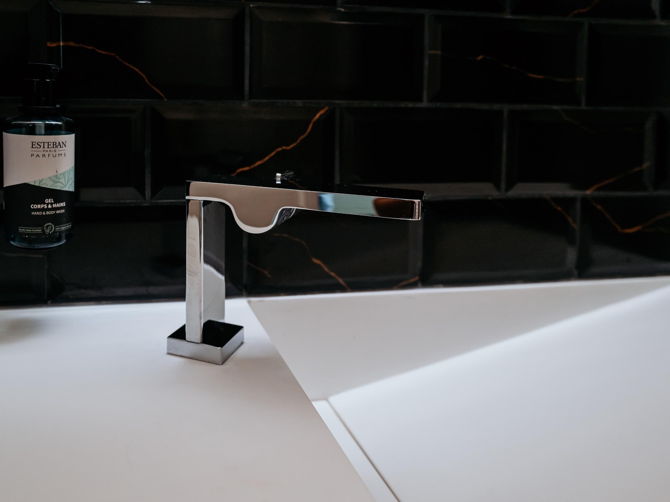 Logis Hôtel Hostellerie Saint Louis