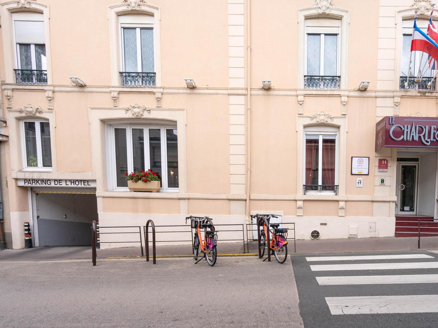 Logis Hôtel le Charleston