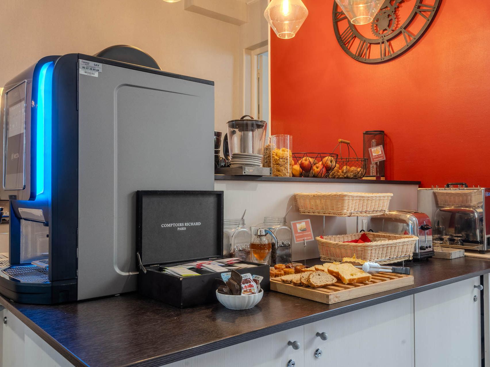 Logis Hôtel le Charleston