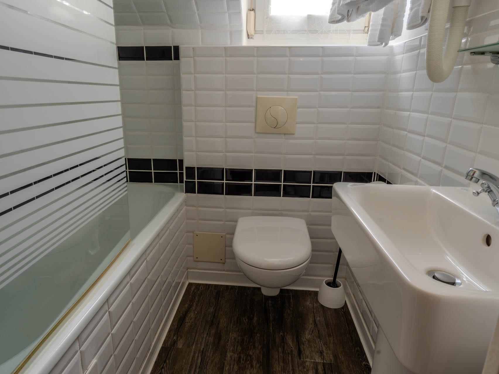 Logis Hôtel le Charleston