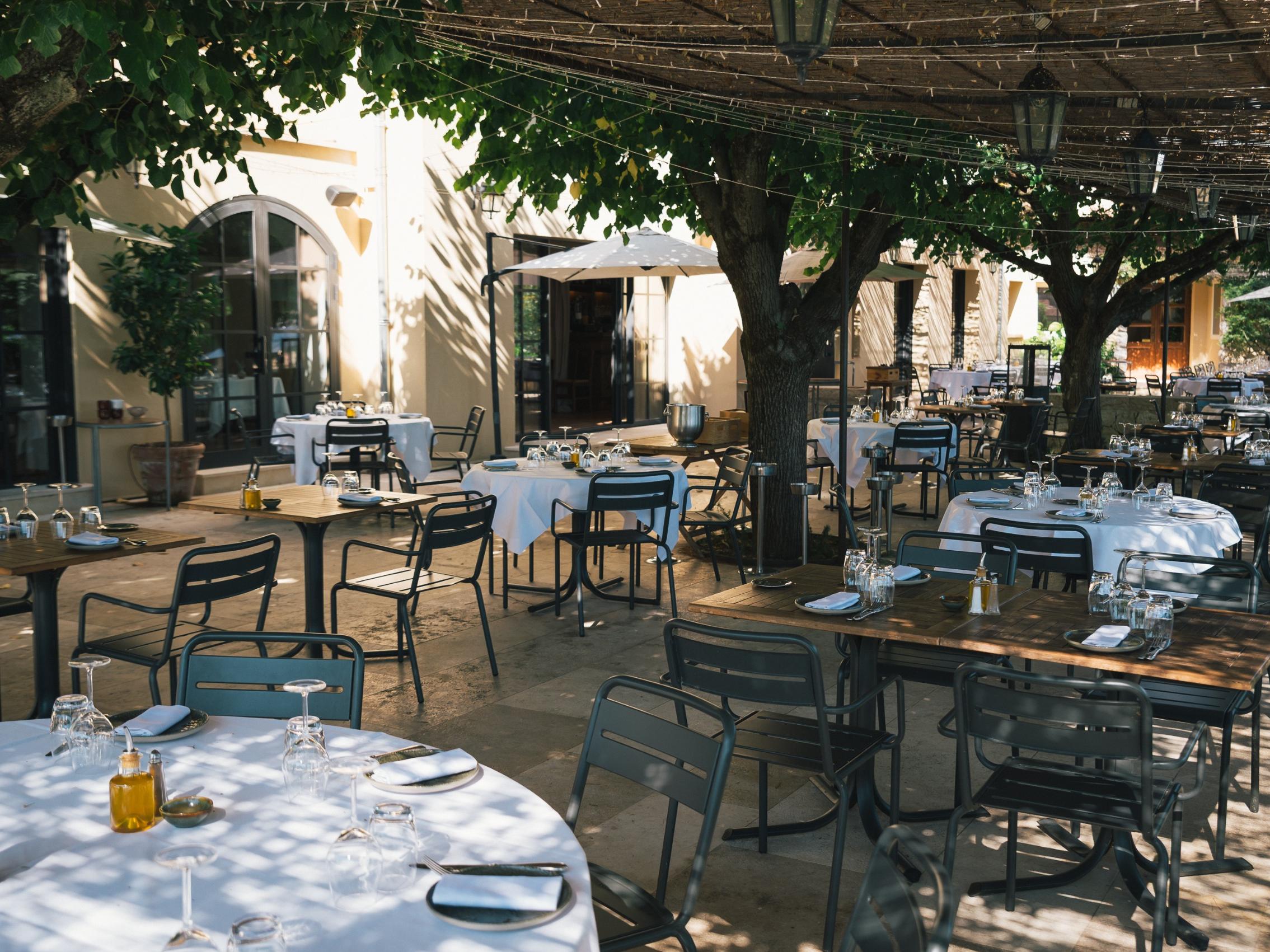 Logis Hôtel Auberge du Rédier