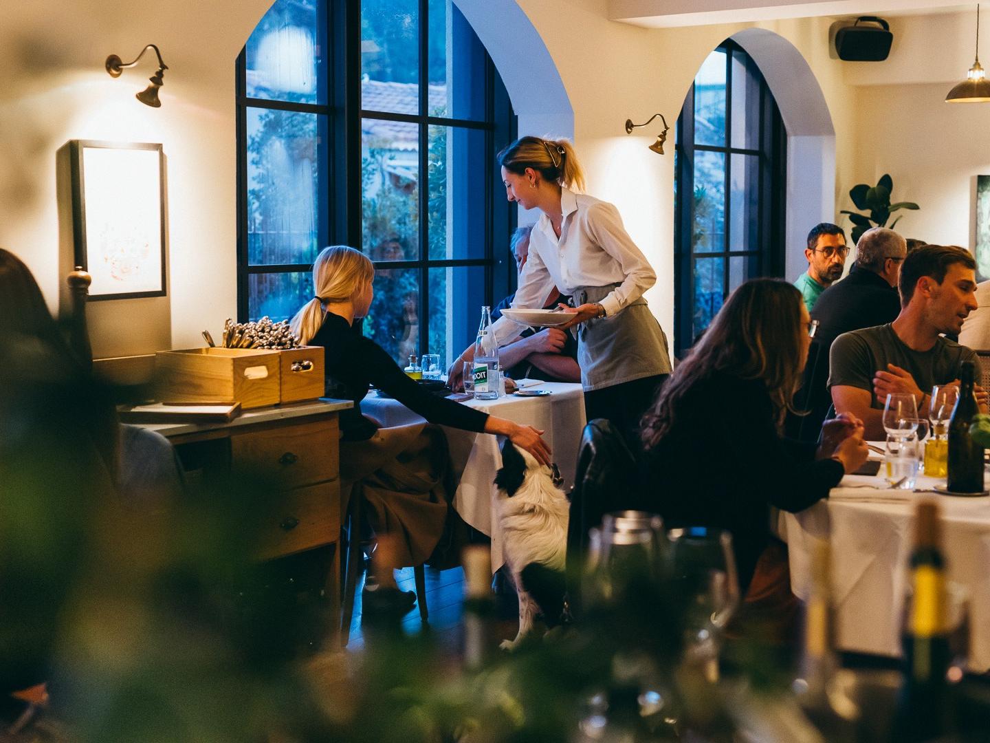 Logis Hôtel Auberge du Rédier