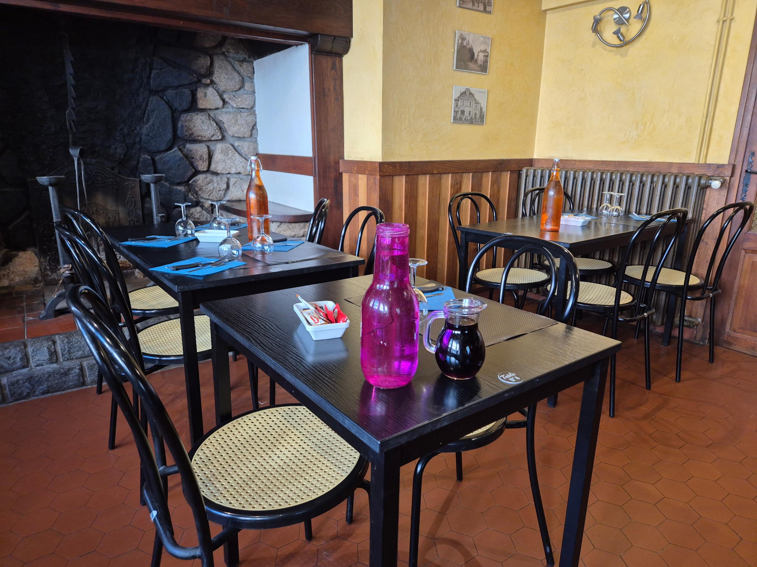 Logis Hôtel l\'Oustal