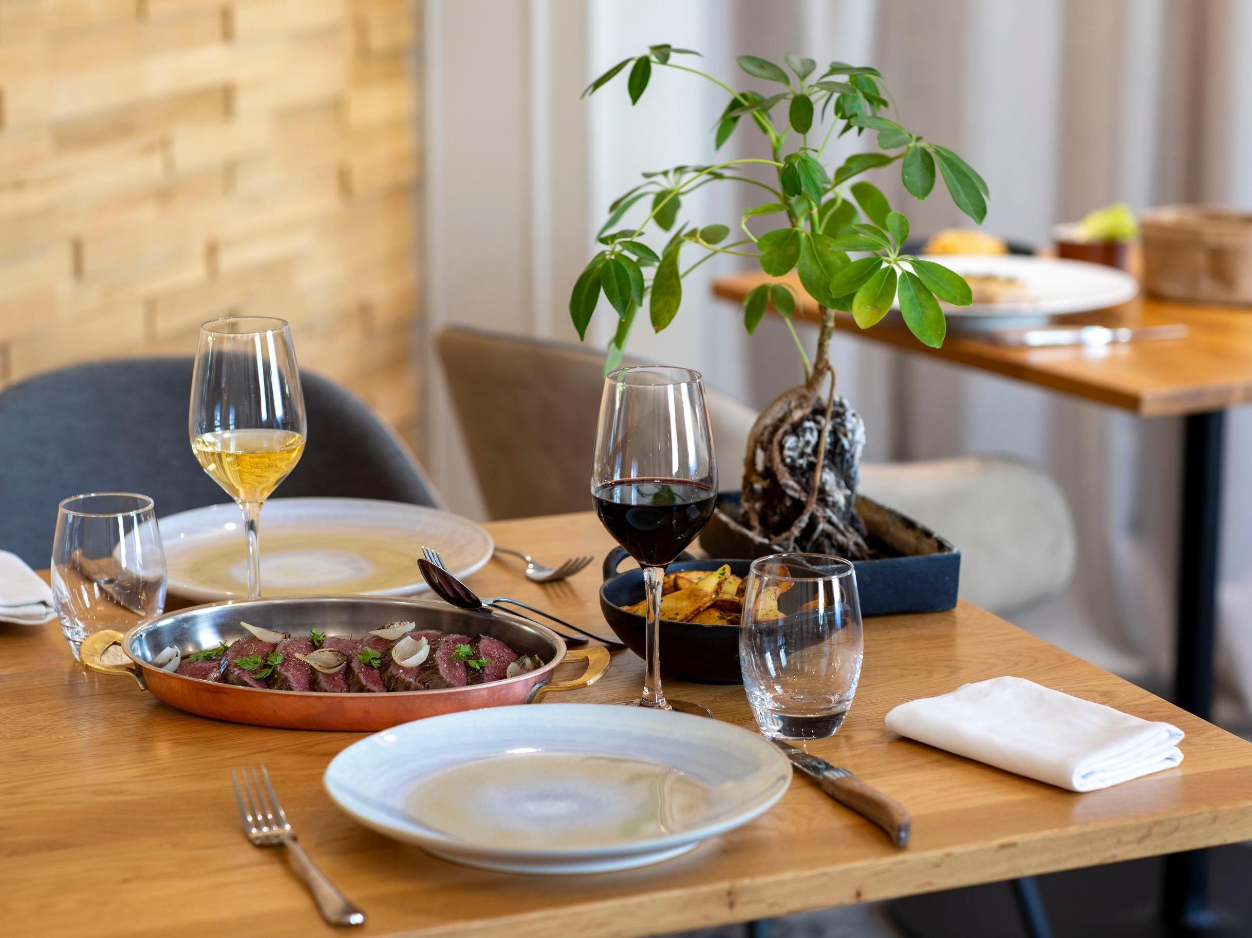 Logis Hôtel Maison Claude Darroze