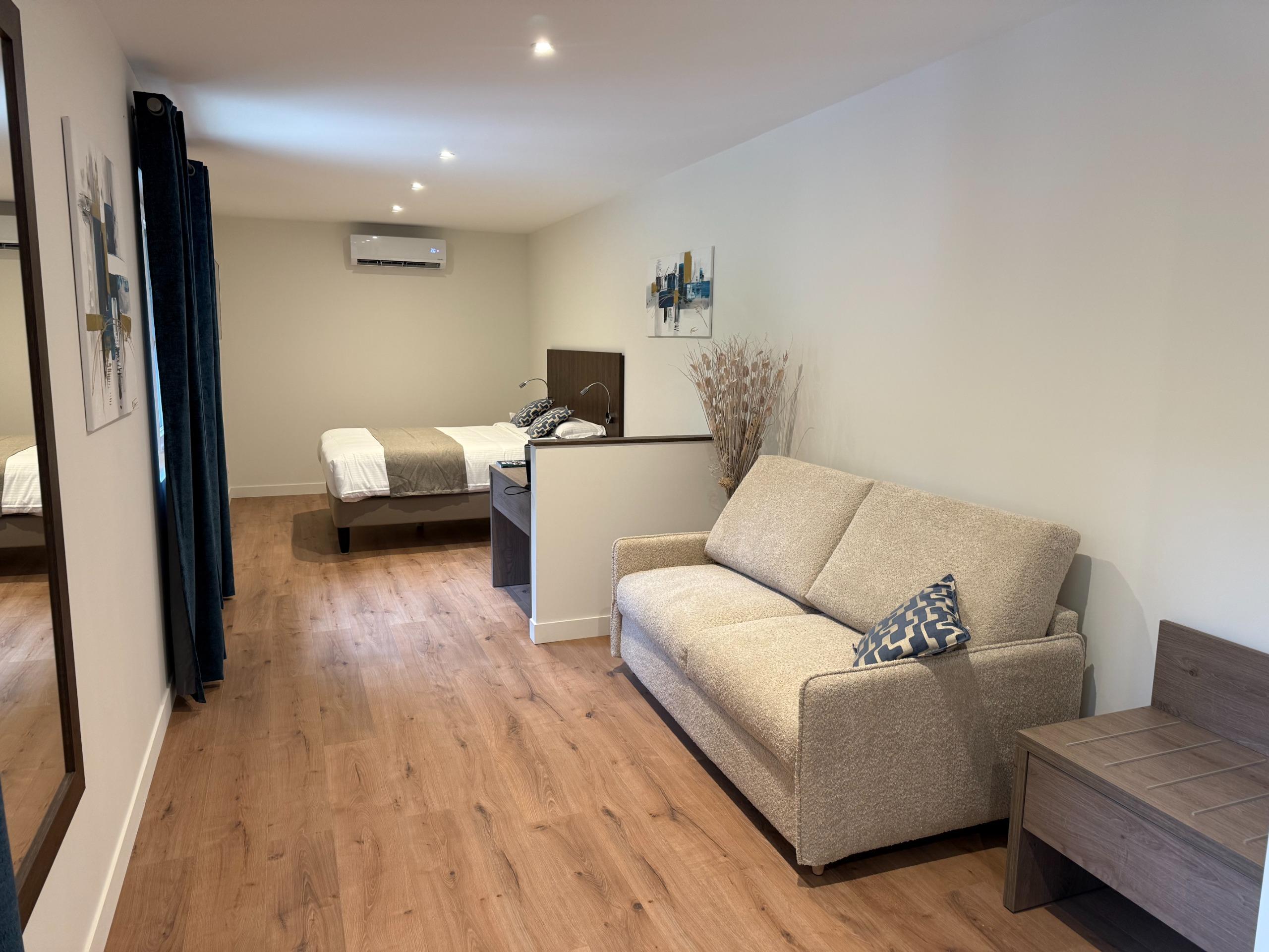 Logis Hôtel le Petit Casset