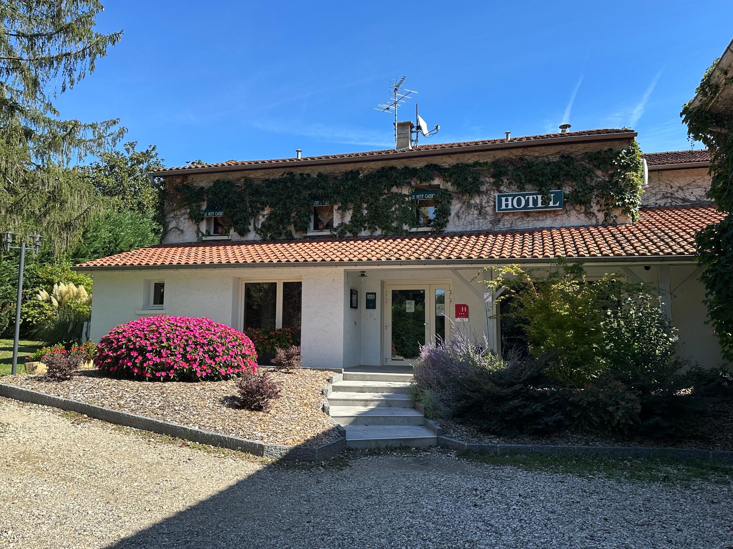 Logis Hôtel le Petit Casset