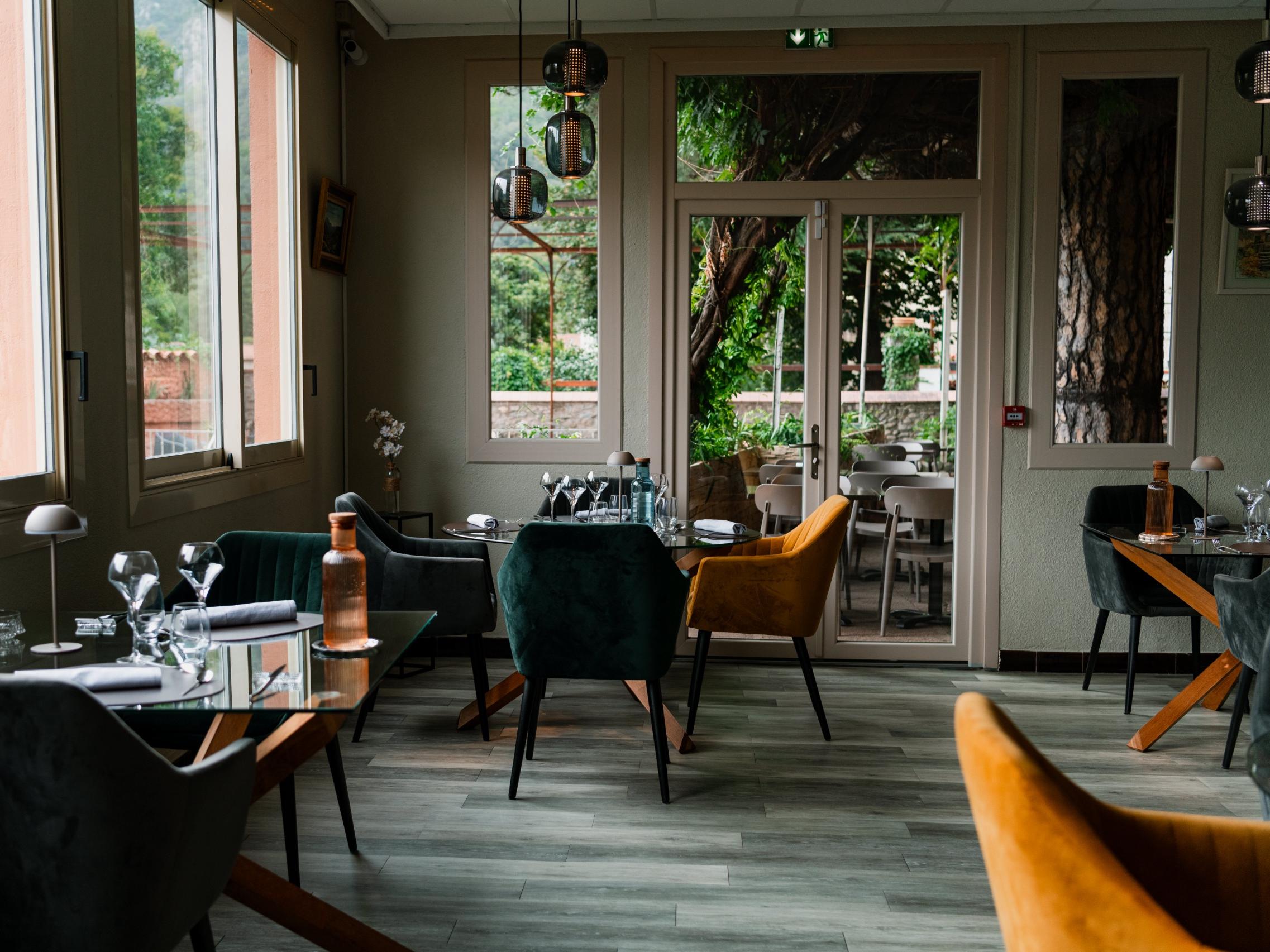 Logis Hôtel les Glycines